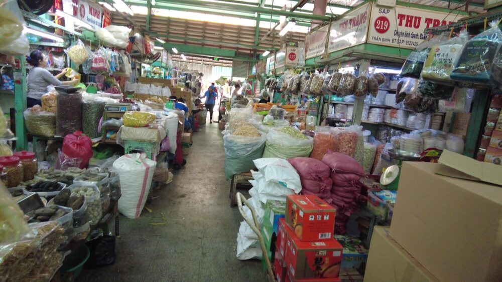 ビンタイ市場６