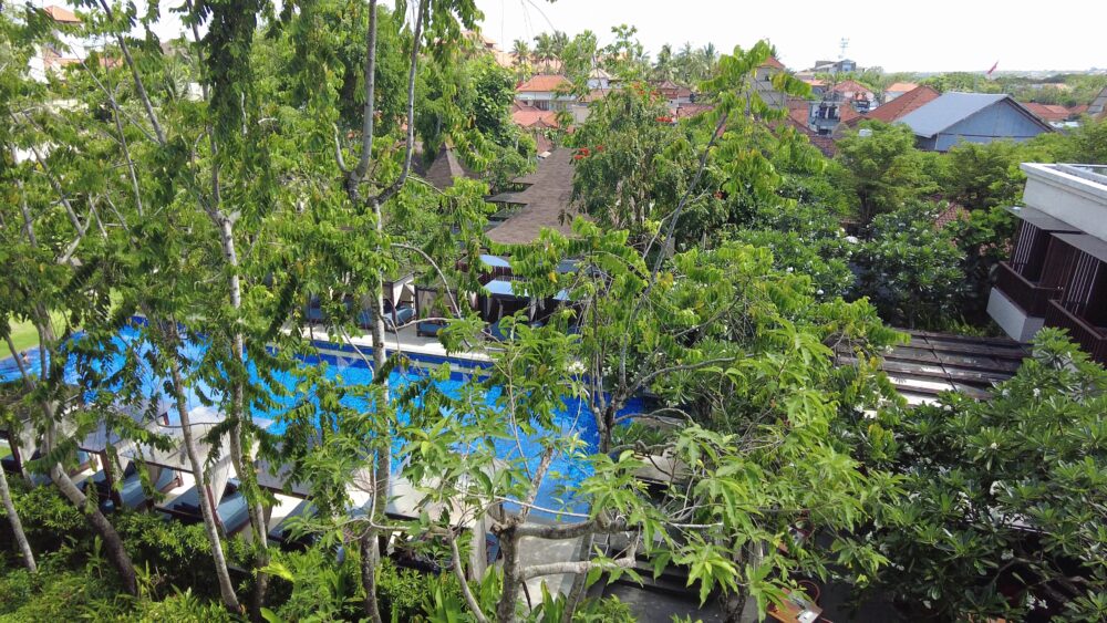 コンラッドバリ7