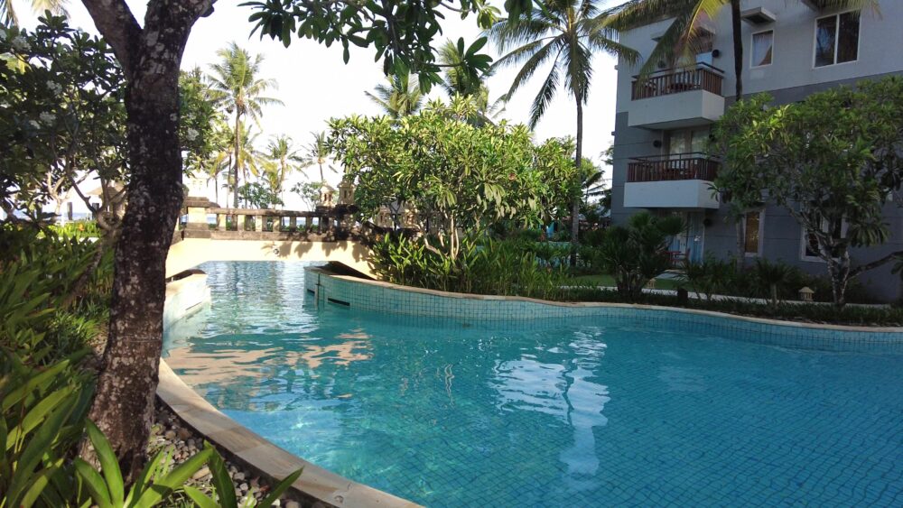 コンラッドバリ17