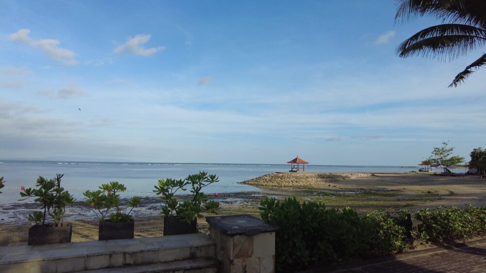 コンラッドバリ18