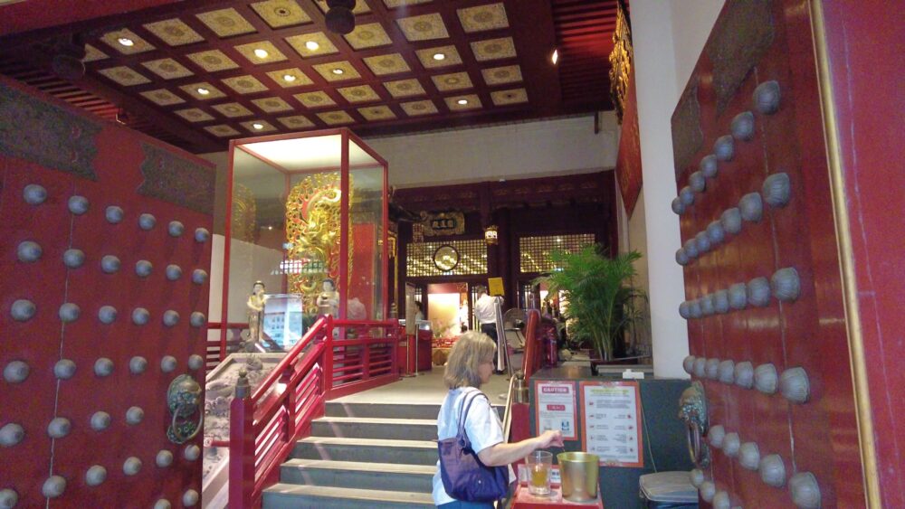 Buddha Tooth Relic Temple